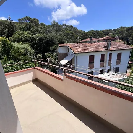 Apartment Il Garofano Quercianella